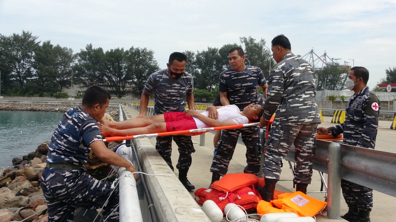 Nelayan Pulo Merak Tenggelam, Lanal Banten Terjunkan Tim SAR