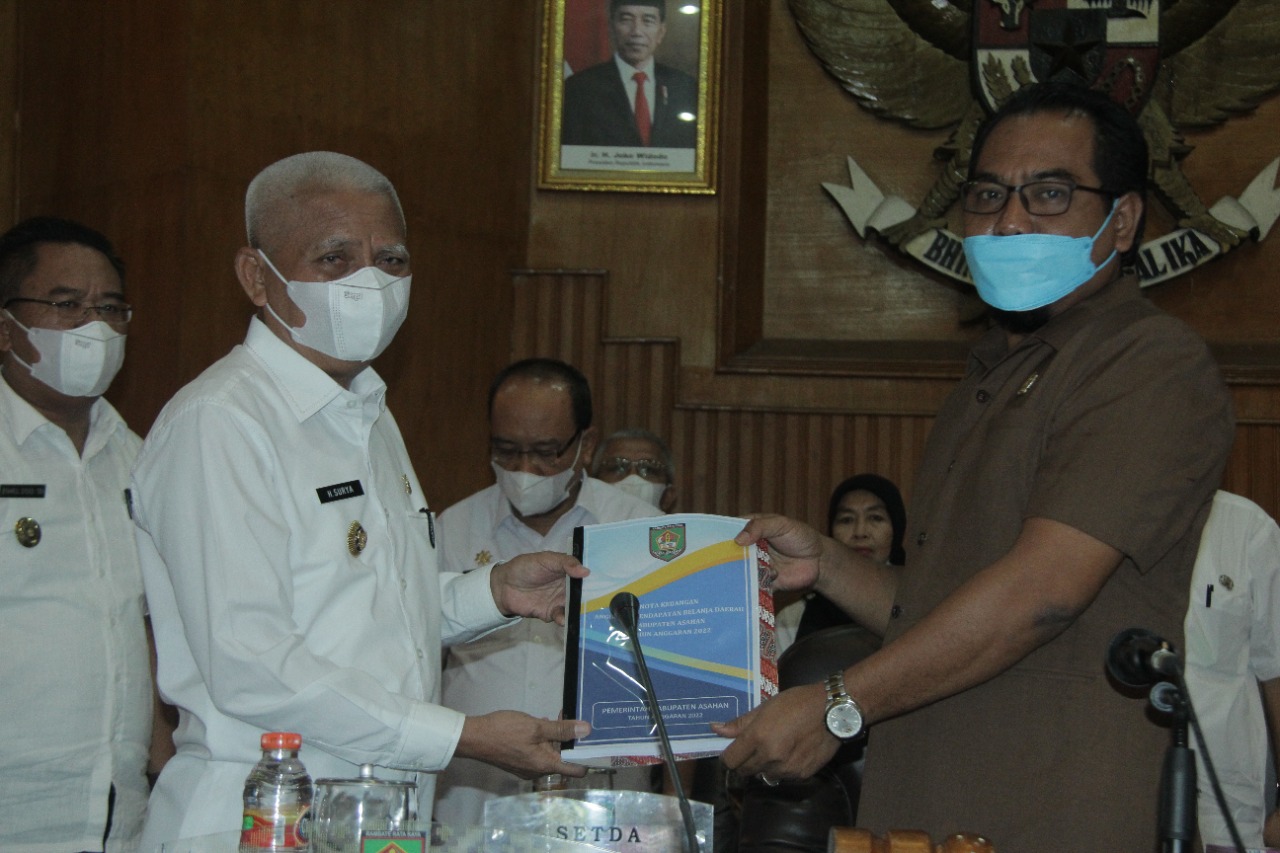 Bupati Asahan Sampaikan Nota Keuangan dan Rancangan Peraturan Daerah Tentang APBD Kabupaten Asahan Tahun Anggaran 2022