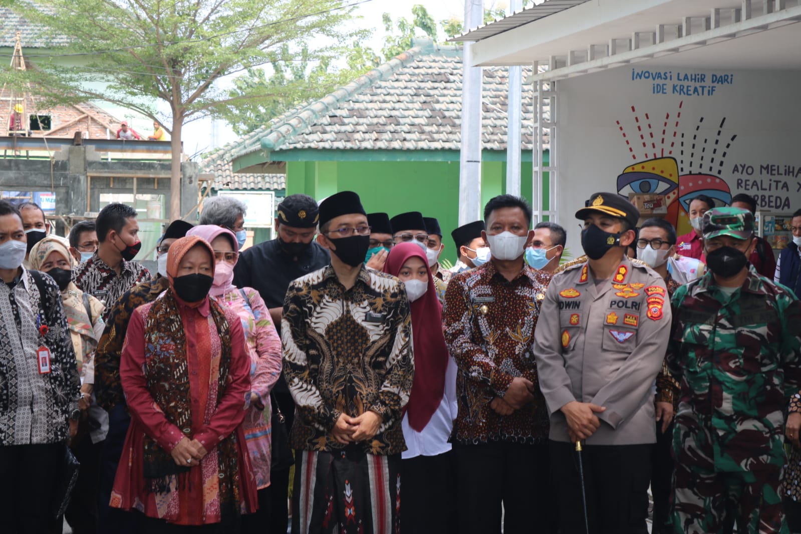 Kapolres Majalengka Hadiri Kunker Menteri Sosial RI Ke Ponpes Al - Mizan