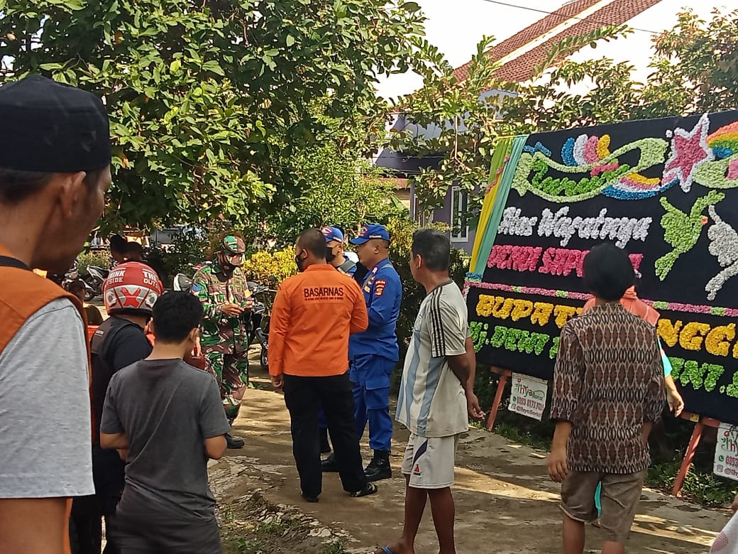 Akhirnya Jasad Dandi Korban Kedua yang tenggelam di Pantai Terbaya Telah Ditemukan