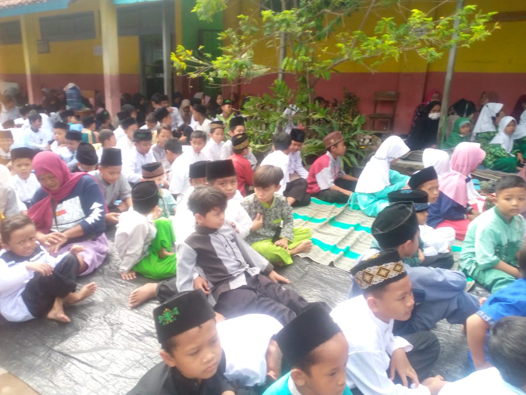 SDN 1 Gunungsari Peringati Maulud Nabi Demi Meningkatkan Karakter Siswa dari Sejarah Islam