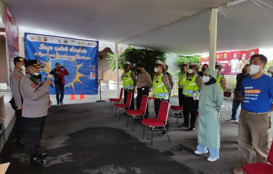 Polisi Ajak Masyarakat Lakukan Vaksinasi di Cidadap