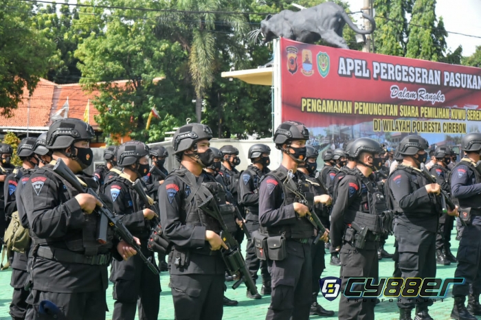 Ratusan Personel BKO Pilwu Serentak Dibekali Vitamin