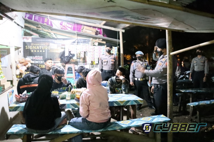 Antisipasi Gangguan Kamtibmas dan Tertibkan Prokes, Polisi Sasar Sejumlah Titik Keramaian