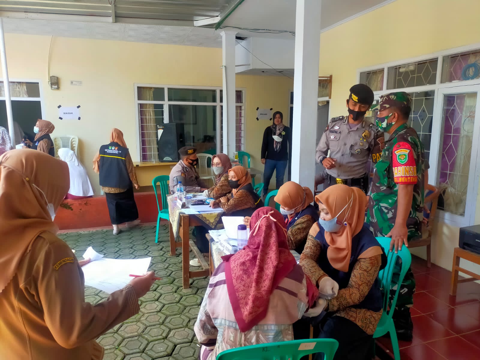 Polisi Lakukan Pengamanan Akselerasi Vaksinasi Dalam Percepatan Herd Immunity