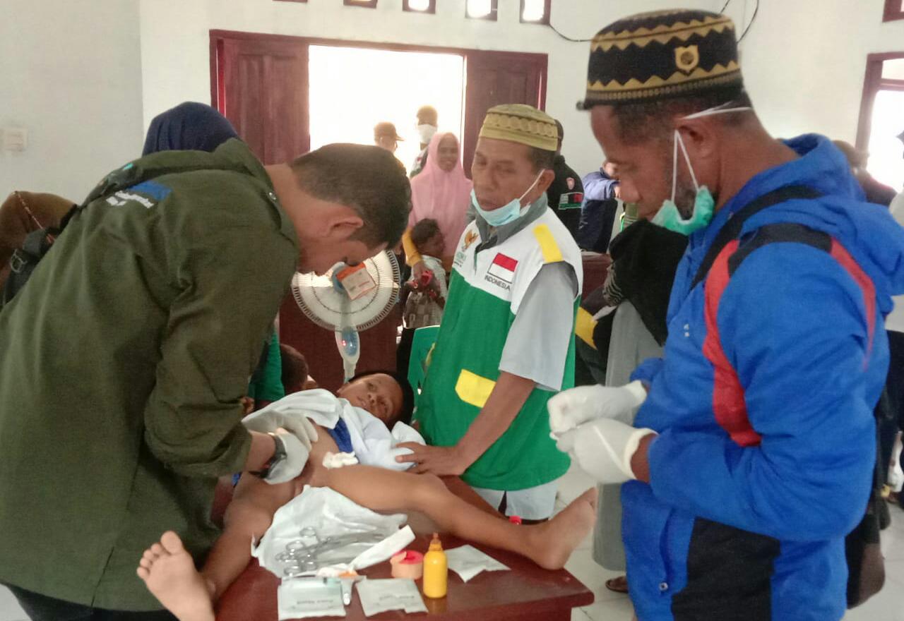 Gandeng Dinkes, Baznas Kepsul Gelar Sunatan Masal dan Pengebotan Gratis di Mangoli Selatan