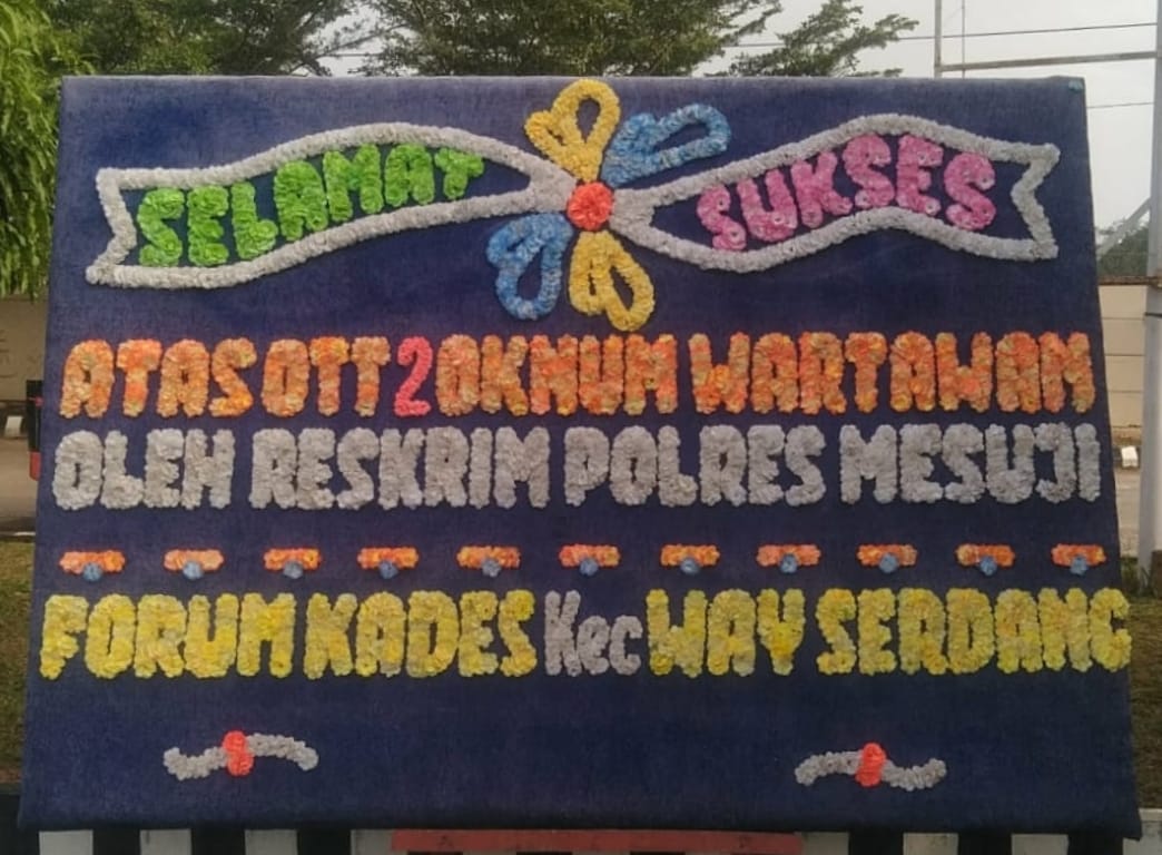 Kirim Karangan Bunga Apresiasi; PD IWO Mesuji Nilai Tindakan Forum Kades Tersebut Berlebihan