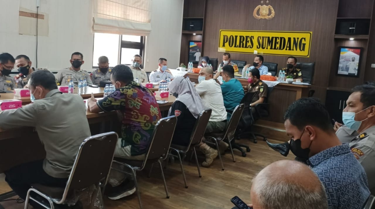 Forkopimda Jabar Bersama Menhub dan Menko PMK Gelar Rakor Lintas Sektoral Ops Lilin Lodaya 2021