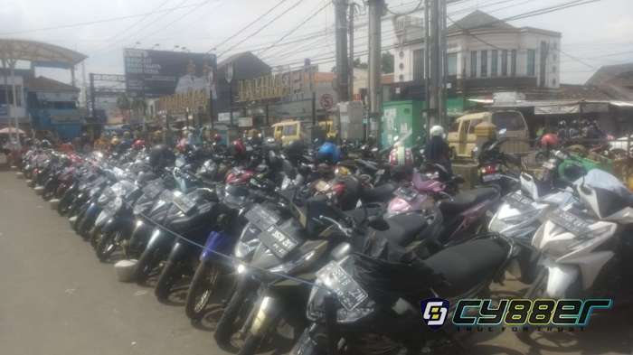 Diduga Terminal Banjaran dan Badan Jalan  Alih Fungsi Jadi Lahan Parkir