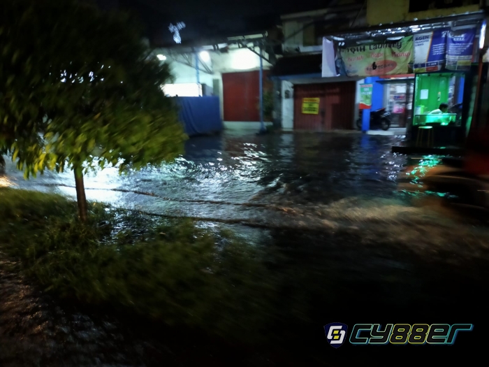 Hujan Deras Sebabkan Banjir, Robby: Serasa Tinggal di Tepi Pantai