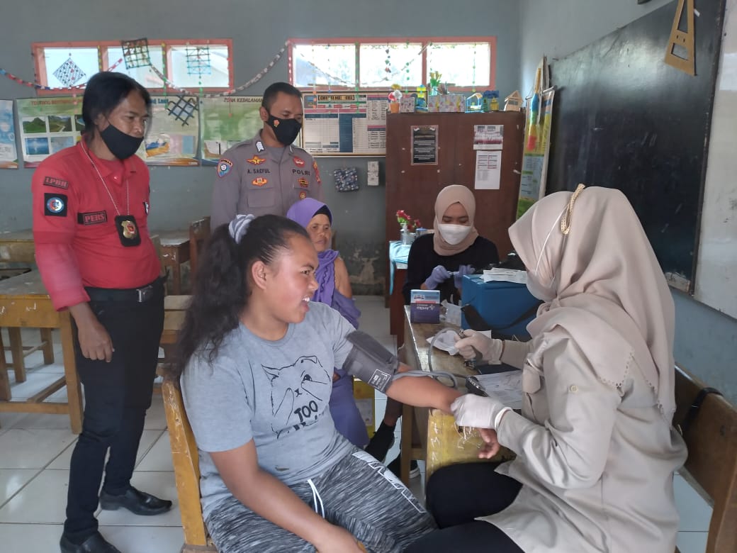 Pemdes Desakolot Laksanakan Vaksinasi, Sebagai Upaya Wujudkan Herd Immunity 