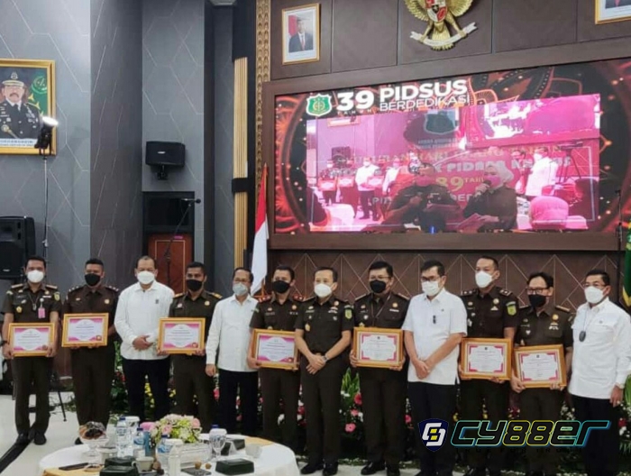 Bekerja Baik, Kejari Kuansing Dapat Penghargaan Dari Kejagung RI