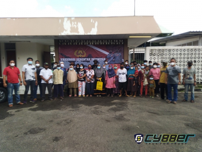 Implementasi Kedekatan dengan Masyarakat, Polri Fasilitasi Penjemputan Peserta Vaksinasi