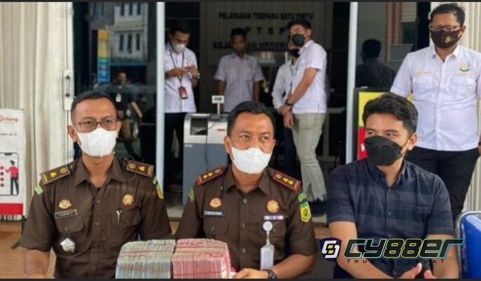 Dugaan Korupsi Pemotongan Insentif Nakes Covid -19 Oleh 14 Kepala Puskesmas Kepri