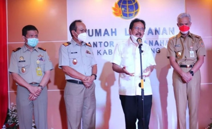 Sofyan Djalil Minta Tak Jualbelikan Tanah Hasil Program Redistribusi 