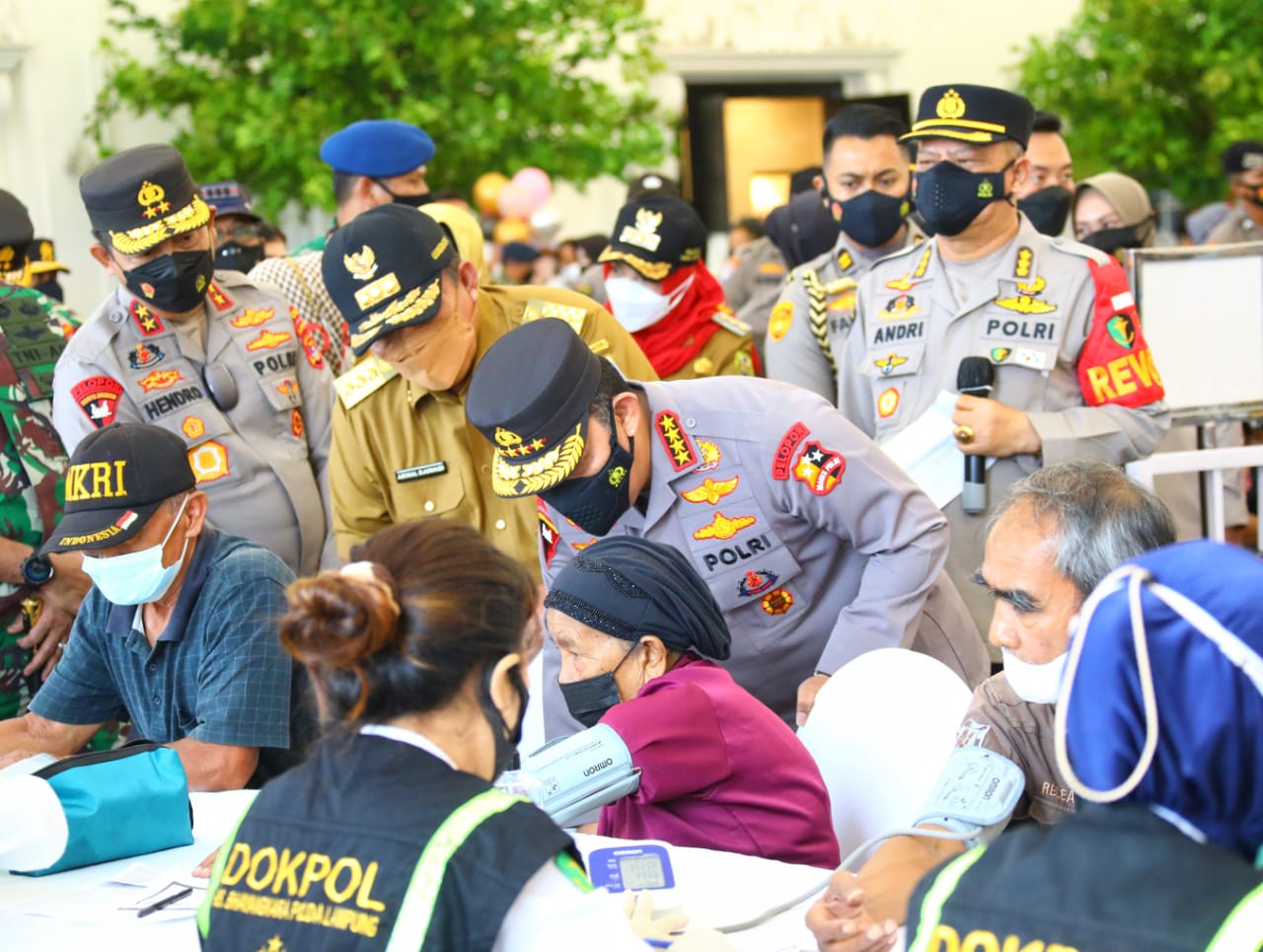 Vaksinasi Serentak, Kapolri Instruksikan Akselerasi ke Lansia dan Anak-Anak 