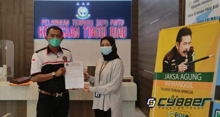 Pengaturan Proyek di Kejari Siak, Arfan Usman, Said Abidin dan Aben cs Resmi di Lapor ke Kejati Riau