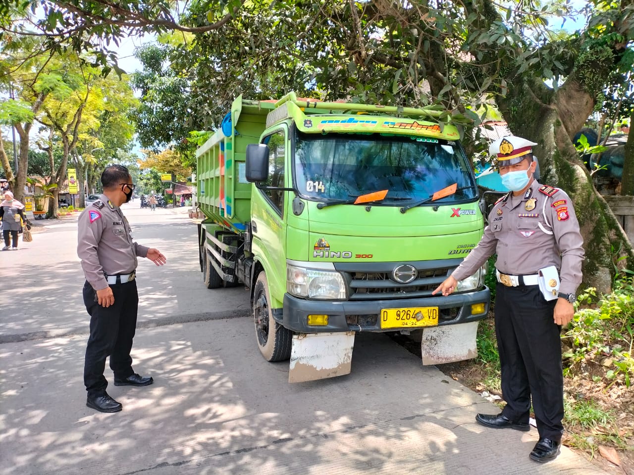 Akibat Menyalip, Pengendara Motor Tewas Terlindas Dump Truk