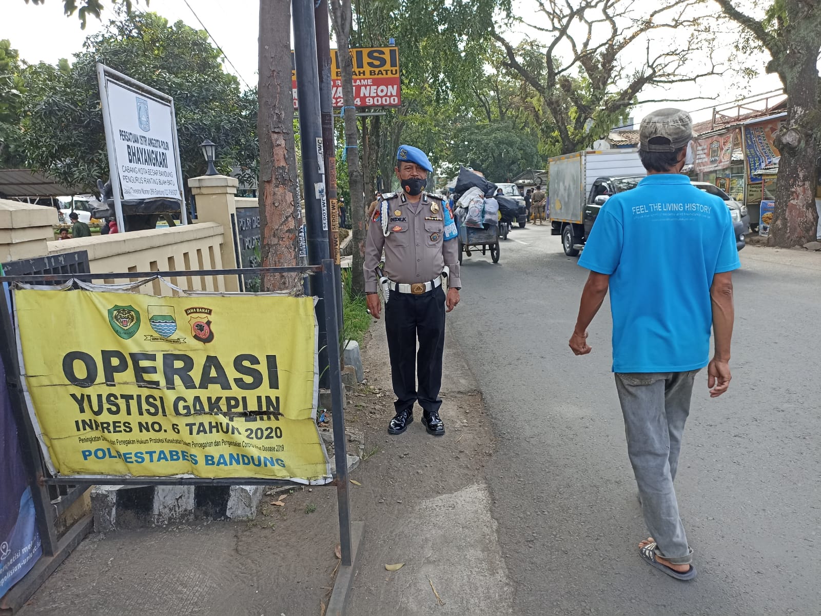 Polsek Buah Batu Gelar Ops Yustisi dan Bagikan Masker