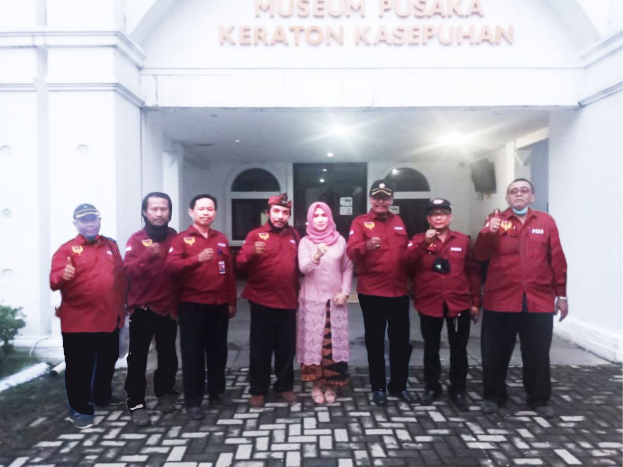Ketum PWCR Sowan ke Ratu Alexandra Wuryaningrat di Kompleks Keraton Kasepuhan