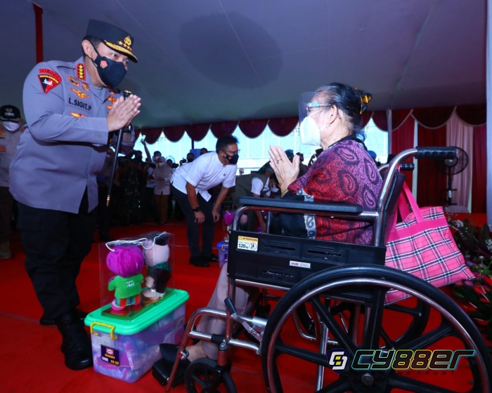 Kapolri Imbau Masyarakat Tak Panik Hadapi Lonjakan Covid-19