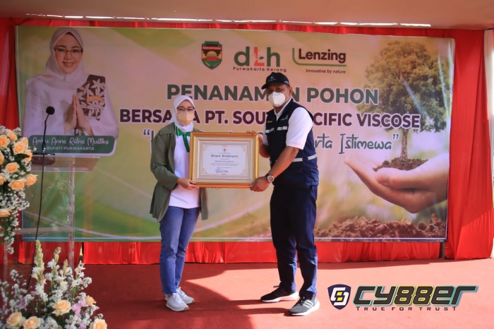 Jasa Tirta II Tanam 13.450 Pohon Atasi Lahan Kritis