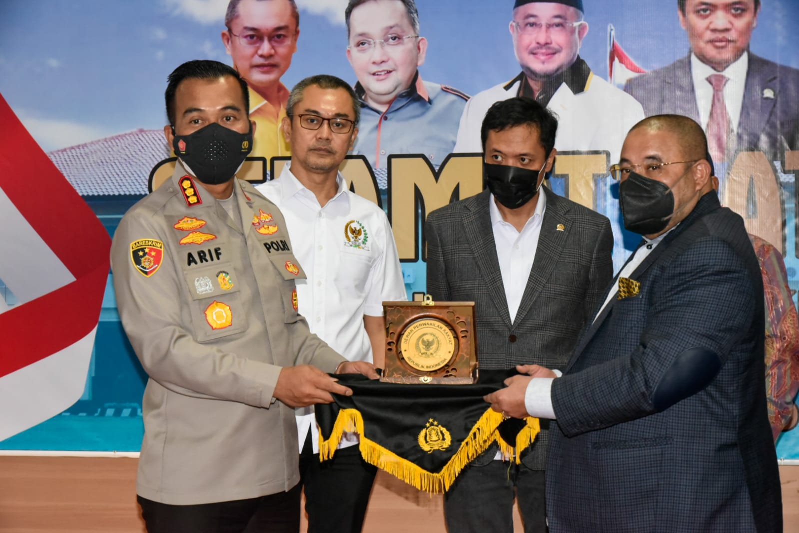 MKD Sosialisasi TNKB Khusus Bagi Anggota DPR RI di Polresta Cirebon 