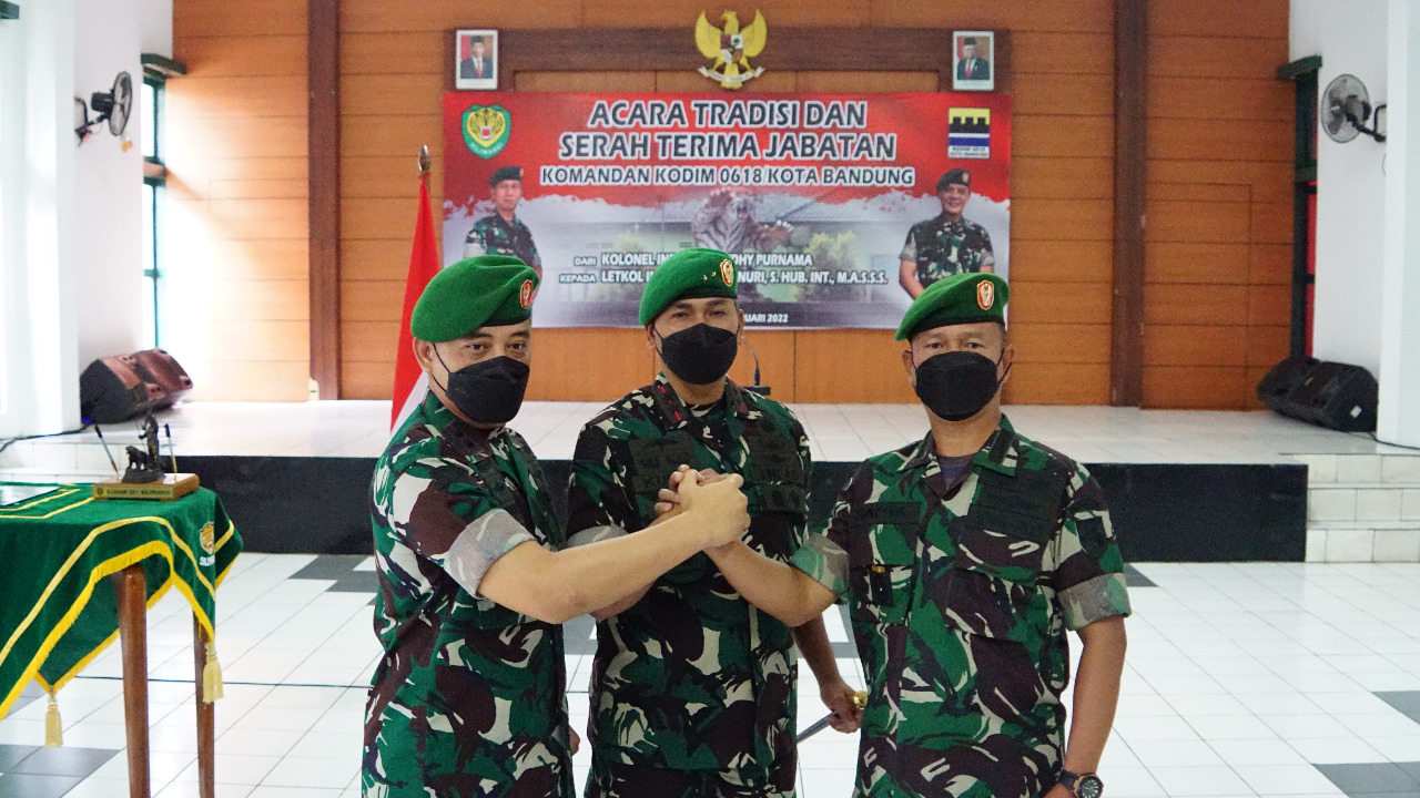 Letkol Inf Donny Ismuali Bainuri Resmi Jabat Dandim 0618/BS