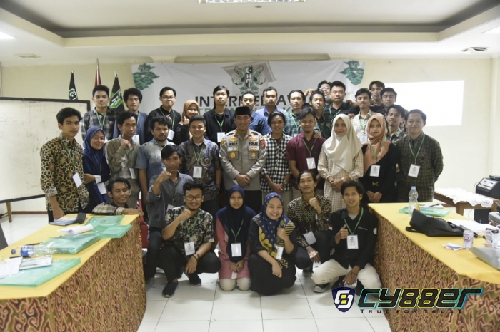 Kapolresta Cirebon Hadiri Pelatihan Kader II HMI Cabang Cirebon Tahun 2022