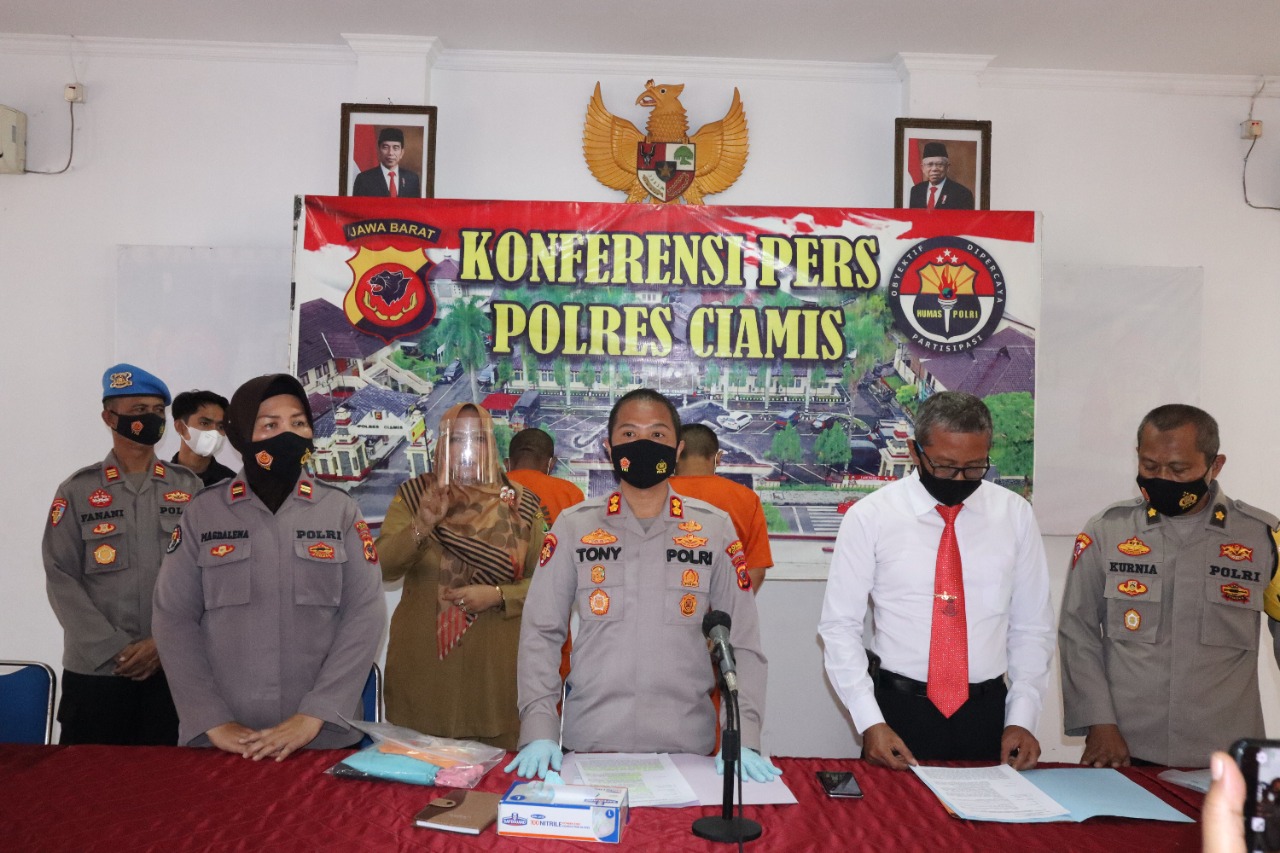 Satuan Reserse Polres Ciamis Berhasil Menangkap Dua Pelaku Pencabulan Terhadap Anak Dibawah Umur Diwilayah Kabupaten Pangandaran 