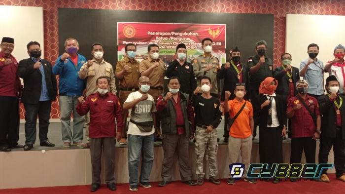 Penetapan dan Pengukuhan Ketua Serta Pengurus PWC-R Berjalan Sukses