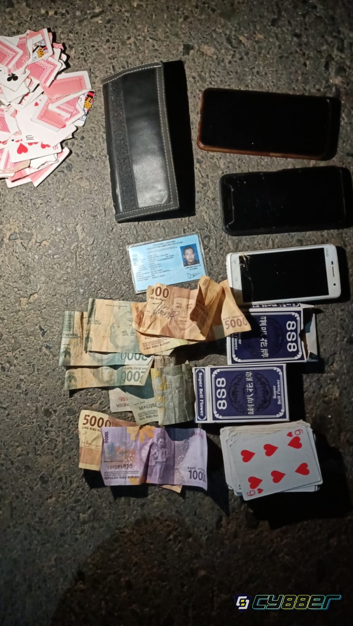 Pelaku Judi Leng Ditangkap  Jajaran Polsek Tanjung Bintang dan Tim Opsnal Polres Lamsel
