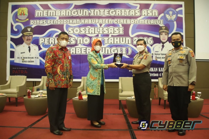 Wabup Cirebon Ayu Minta Pungli Diberantas