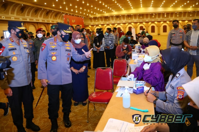 Jelang Ramadan, Kapolri Kejar Target Akselerasi Vaksinasi Booster