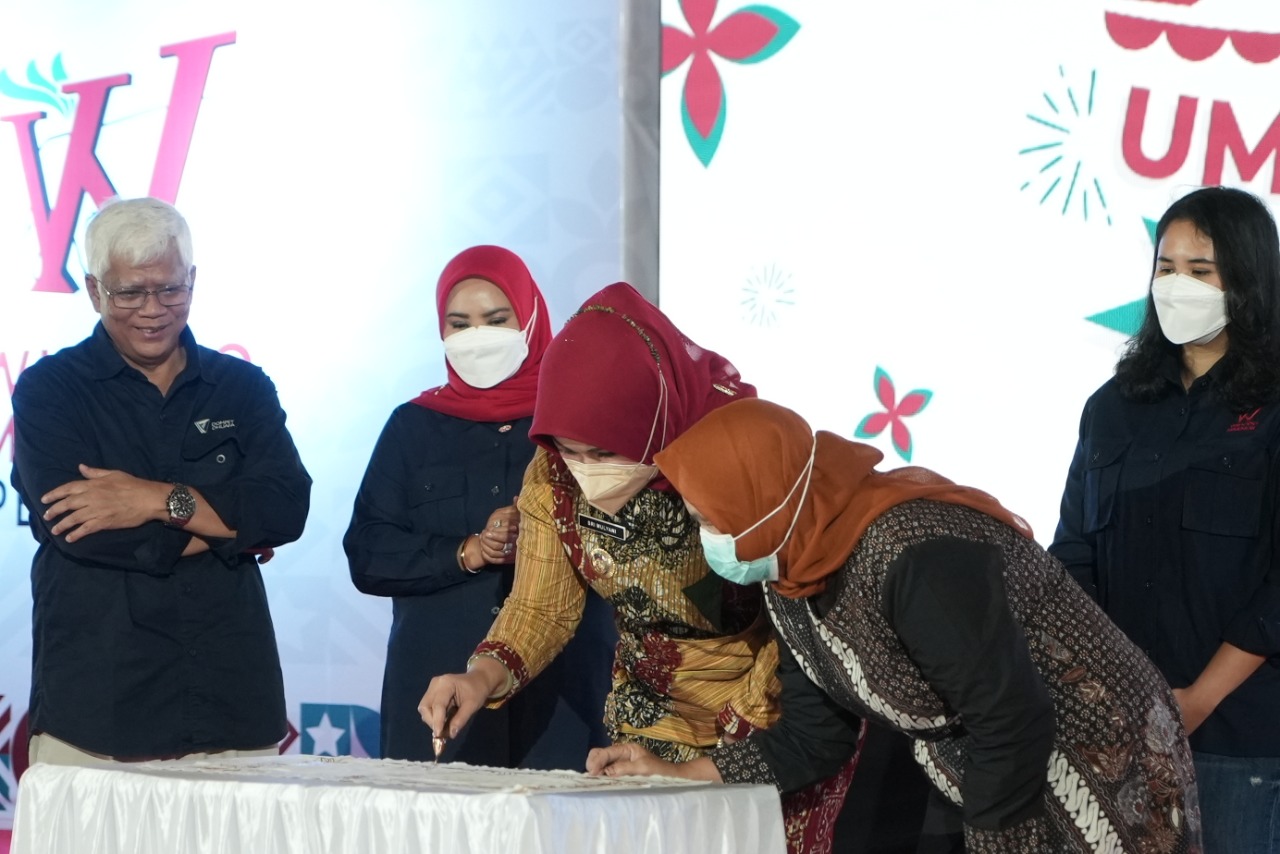 Buka Festival UMKM, Bupati Klaten Optimis Milenial Mampu Majukan Usaha Lokal