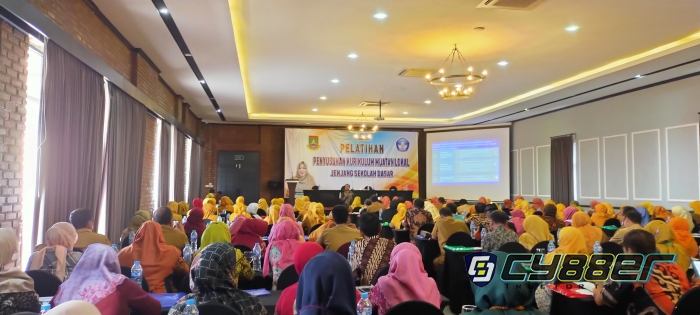 Humaedi, M.Pd, Berharap Bahasa Jawa Cilegon di Lestarikan Agar Tidak Punah.