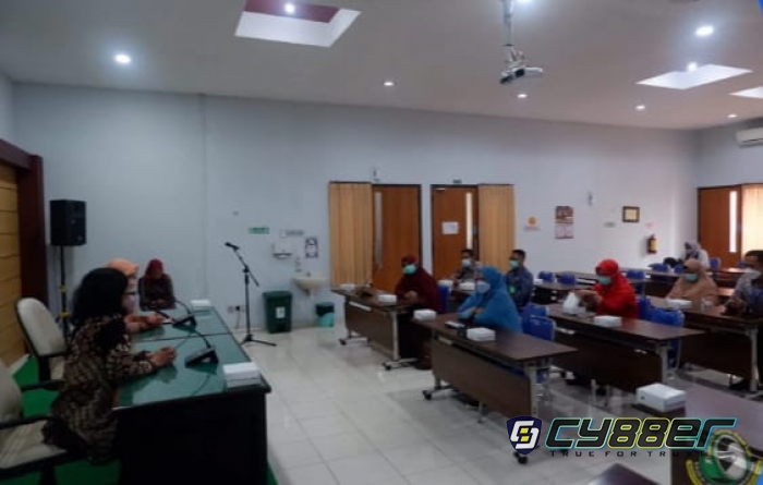 RSUD dr. Koesma Tuban Pelajari Fasilitas Pneumatic Tube Laborat Terpadu RSUD dr. Iskak