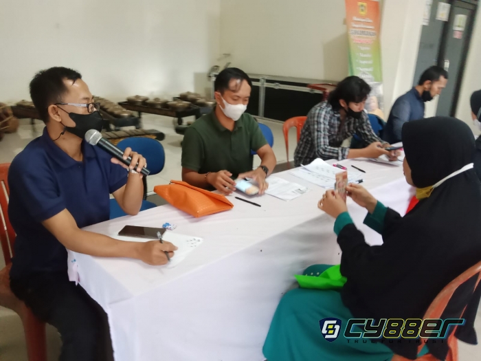 Horee,,, Bansos Migor untuk1086 KPM di Desa Sukamanah Cair 