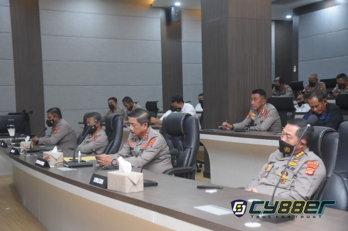 Kapolda Lampung Hadiri Rapat Internal Agenda Kegiatan 1 Juta Vaksin Booster.