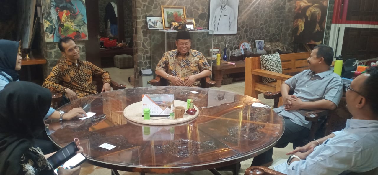 Ketum APDESI Bersama KH Marsudi Syuhud Rapatkan Barisan