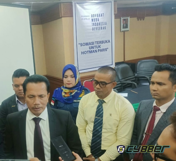DPC PERADI Kota Pekanbaru Pimpinan Yusril Sabri dan Young Lawyer: Somasi Terbuka Untuk Hotman Paris Hutapea