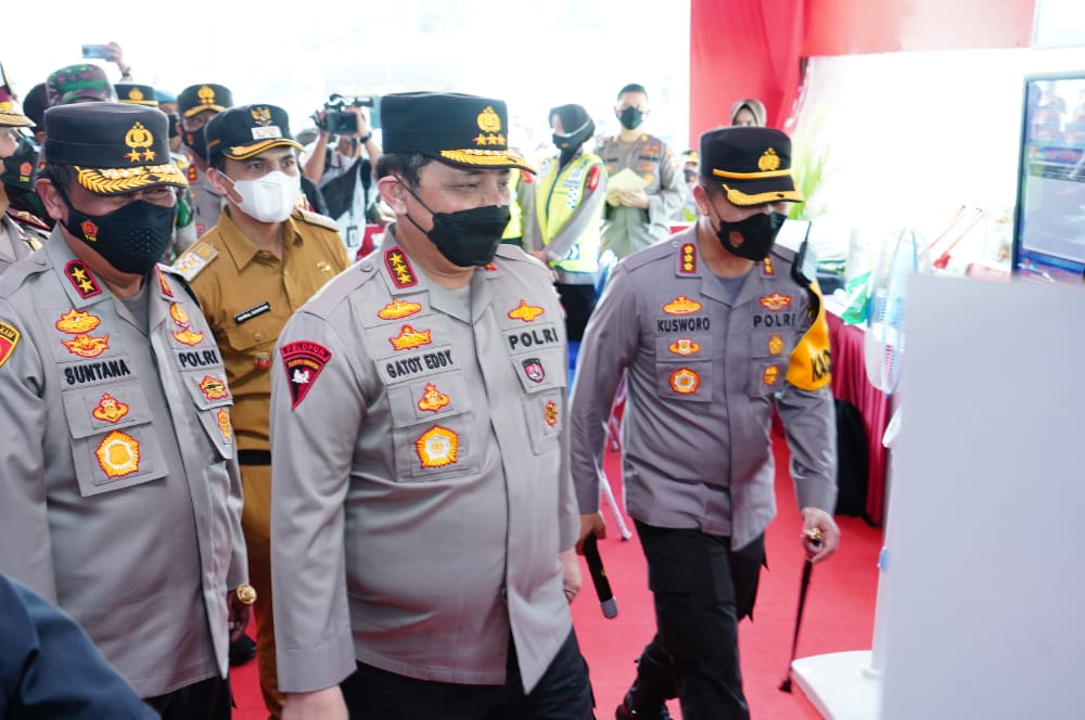 Wakapolri Tinjau Pos Terpadu Pos Terpadu di Cileunyi