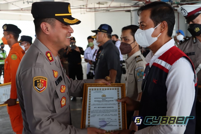 Polres Lamsel Gelar Apel Konsolidasi Ops ketupat Krakatau 2022.