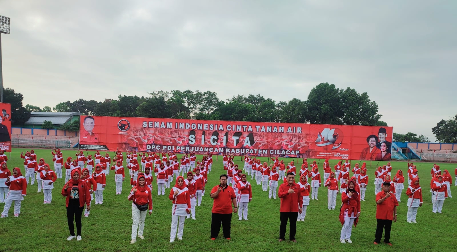 Ratusan Simpatisan PDI Perjuangan Cilacap Gebyarkan Senam Sicita