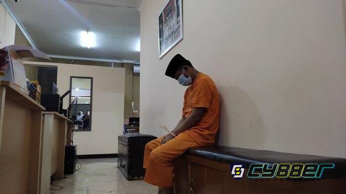 Dapat Wangsit Lewat Mimpi, Guru Ngaji Cabuli 2 Orang Kakek