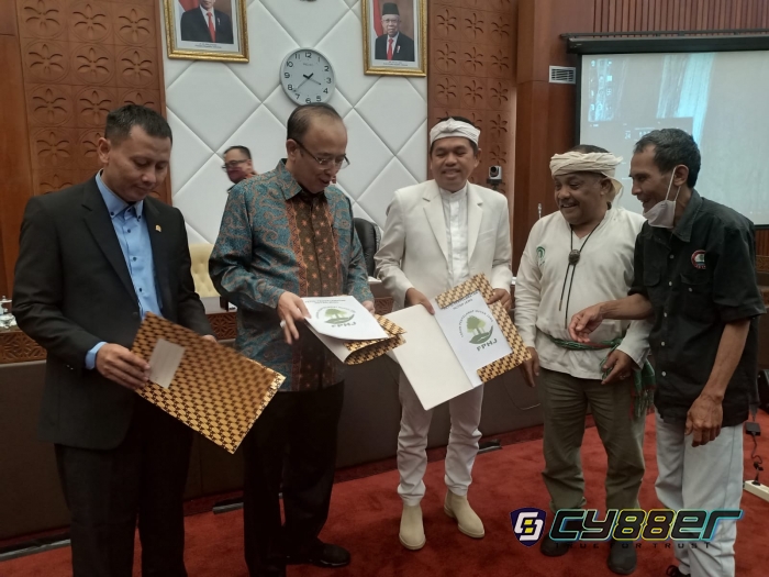 FPHJ Lakukan Audiensi dengan Komisi IV DPR RI Tolak KHDPK