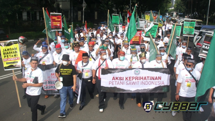 Menteri Uji Coba Produk Gagal DMO dan DPO Dalam Industri Sawit