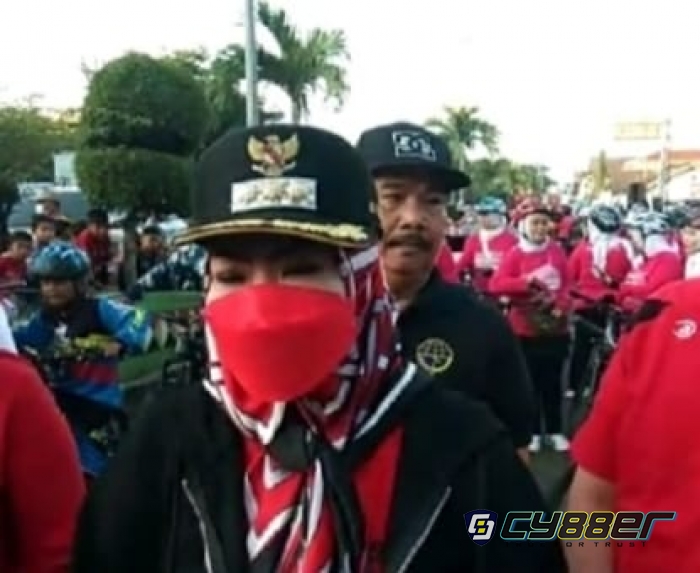 Buka Kegiatan Senam Mehayu Kejama, Bupati Tanggamus Dewi Handajani, Sampaikan Ini