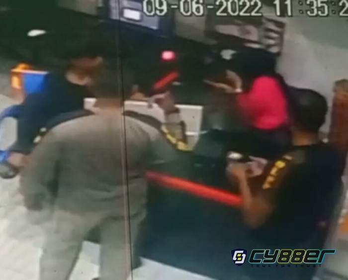 Aksi Arogan Oknum Satpol PP Tualang, Pengusaha Warnet Alami Kerugian dan Warga Minta Pemerintah Daerah Siak Berikan Sanksi 