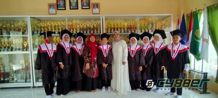 Tasyukuran Pelepasan  Kelas VI SDN Blok I Bendungan Kota Cilegon